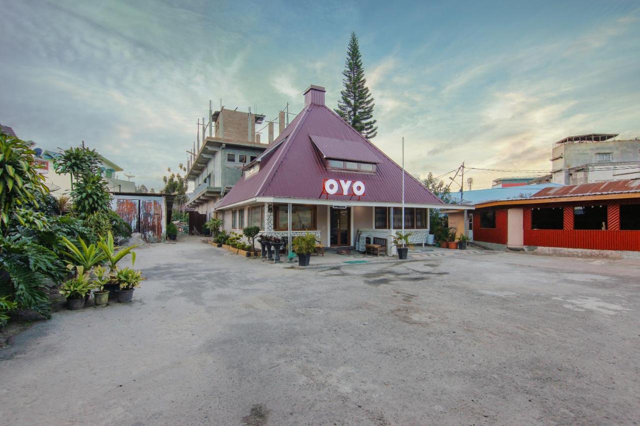 Oyo 799 Hotel Dieng Berastagi Εξωτερικό φωτογραφία